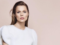 "Я - Оля, а не бубочка": Фреймут рассказала о правилах общения