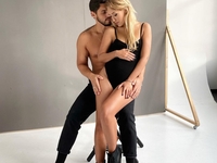 Беременная Даша Квиткова запостила постельное фото с мужем