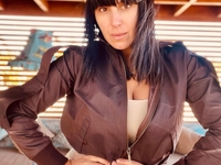 Заметно постройневшая Джамала показала свою фигуру в изящных нарядах