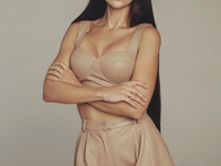 «Какая богиня»: жена Влада Ямы восхитила своей фигурой в бикини