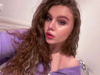 15-летняя дочь Ольги Фреймут показала, как нужно отрываться в клубе