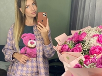 Леся Никитюк трогательно поздравила маму с днем рождения