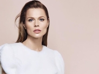 Ольга Фреймут посоветовала, как правильно фотографироваться