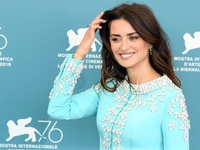 Пенелопа Крус сменила имидж: Актриса похвасталась трендовой стрижкой