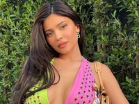 Кайли Дженнер больше не возглавляет рейтинг самых высокооплачиваемых звезд в Instagram