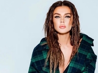 Анна Седокова призналась, что содержит своего 28-летнего мужа