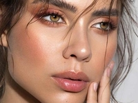 Чтобы не потек: 5 лайфхаков для макияжа в жару