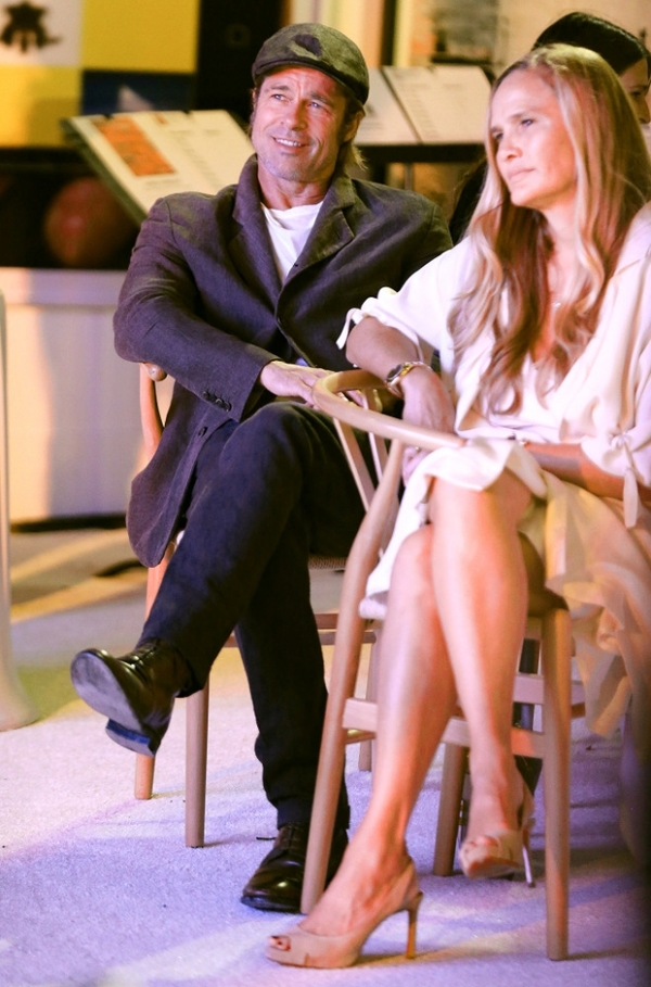 Сат Хари Халсой и Брэд Питт