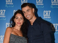 Netflix выпустит сериал о девушке Криштиану Роналду