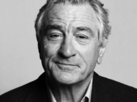 Роберт Де Ниро обвинил экс-помощницу в краже: подробности