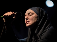 17-летний сын известной певицы покончил с собой: подробности