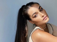 Как выглядят самые модные босоножки будущей весны: показывает Жизель Оливейра