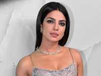 Больше не брюнетка: Приянка Чопра кардинально сменила цвет волос