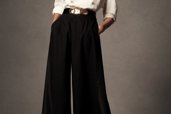 Модные брюки-палаццо 2022 / Getty  Images