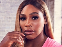 Серена Уильямс устроила поединок на мечах с 4-летней дочерью: милое видео