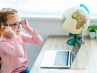 Снова дистанционка? МОН рекомендует отправить школьников на дистанционное обучение