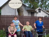 Як допомогти дітям-сиротам розповість Ivona