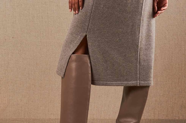 Модные сапоги на небольшом каблуке весна 2022 / Getty  Images