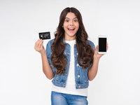 "Вовину тысячу" за вакцинацию теперь будут давать  и детям