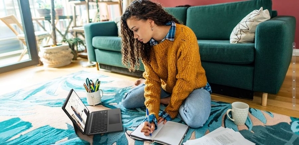 Пристрої ASUS з OLED-екранами; фото: asus.com