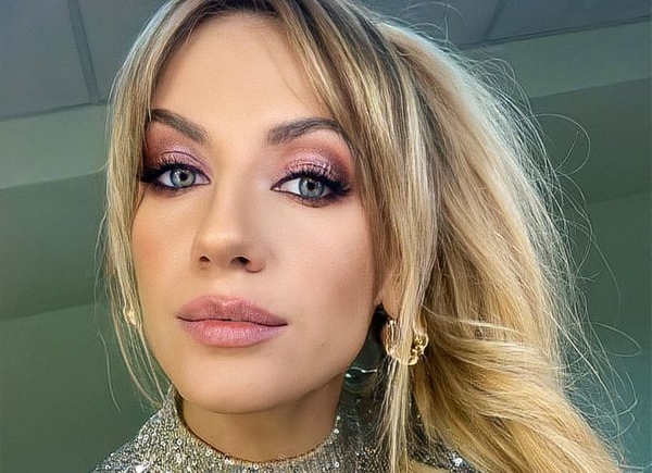 Леся Никитюк восхитила роскошной фигурой в купальнике: фото