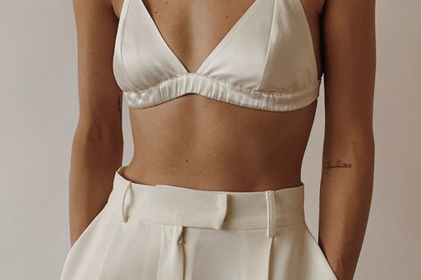 Модный топ-бра 2021 / Getty Images