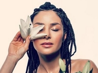 Злата Огневич восхитила откровенной фотосессией: фото топлес