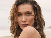 Брюки-рейтузы со штрипками — большой тренд весны 2022: как их носит Белла Хадид