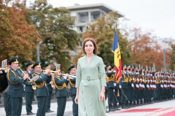 Майя Санду