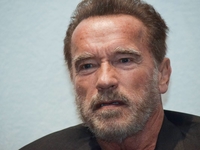 Рассказал правду о войне в Украине: Арнольд Шварценеггер записал обращение к россиянам