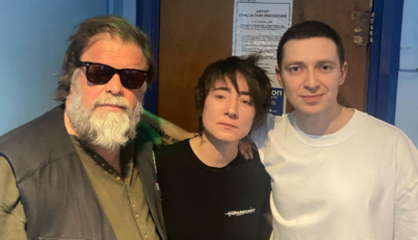 Российские звезды, которые выступили против путинского режима и собирают деньги для Украины