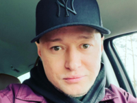 Лидер группы «Бумбокс» Андрей Хлывнюк попал под обстрелы оккупантов: фото ран