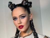 Юлия Санина из The Hardkiss показала, как выглядела в 10 лет: видео