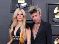 Аврил Лавин выходит замуж в третий раз: фото и видео с помолвки