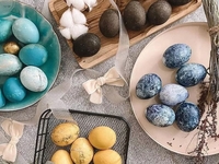 Как покрасить яйца на Пасху 2022: ТОП-5 необычных и натуральных способов