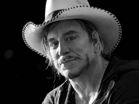 Микки Рурк завещал все свое имущество украинцу: подробности