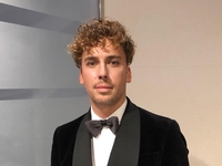 Максим Галкин пообещал отдать часть денег за свои концерты украинским беженцам