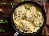 Вкуснее некуда: куриные грудки в сливочном соусе с чесноком