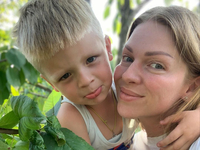 Звезда «Дизель шоу» Яна Глущенко призналась, что ее заставило уехать из Украины