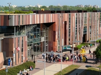 Досліджуй науку українською: програми польського центру «Коперник» будуть перекладені українською