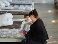 Як міжнародна компанія допомогає українським біженцям