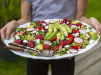 ТОП-5 найсмачніших салатів із полуницею