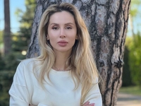 Лобода посетила разрушенный Ирпень — видео