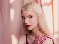 Звезда сериала «Ход королевы» Аня Тейлор-Джой тайно вышла замуж: подробности