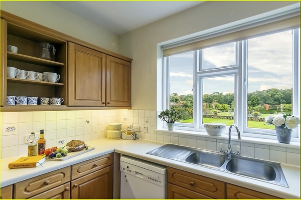 Дом Елизаветы II / justjared.com