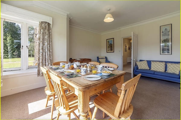 Дом Елизаветы II / justjared.com