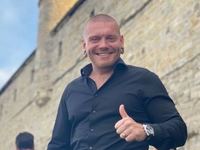 Финалист «X-фактора» Александр Кривошапко снова женился: как выглядит его третья супруга