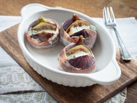 Рецепт закуски з інжиру з сиром та беконом