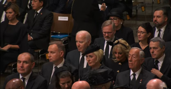 Елена Зеленская на похоронах Елизаветы II ©YouTube-канал Sky News