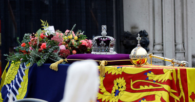 У Лондоні попрощалися з Єлизаветою II: перші фото з державного похорону королеви